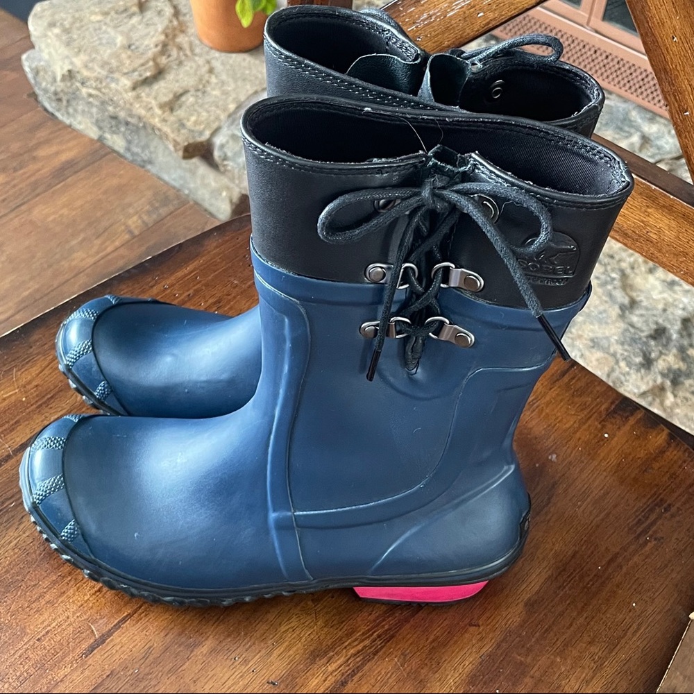 Sorel Conquest Carly Rain Boots